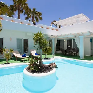  Villa 82 Spain